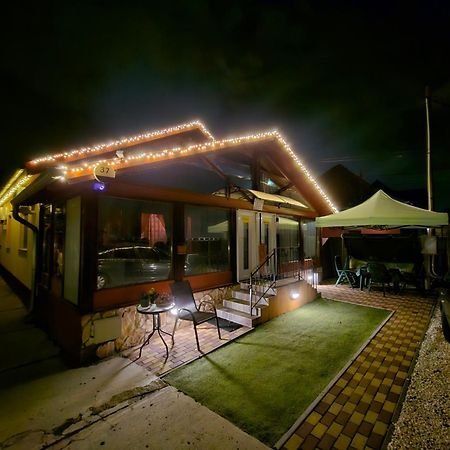 Ferienwohnung Family Friendly Gyál Exterior foto