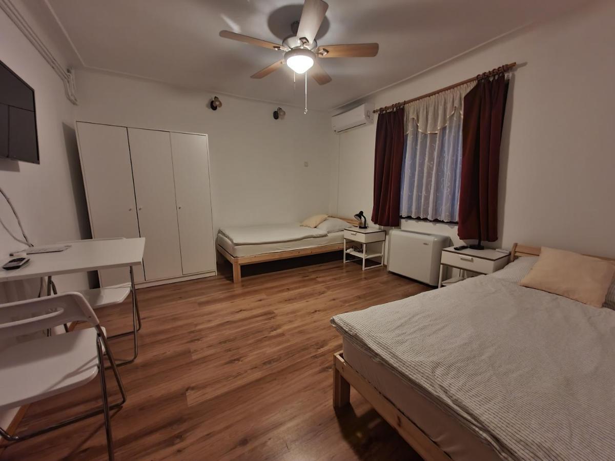 Ferienwohnung Family Friendly Gyál Exterior foto