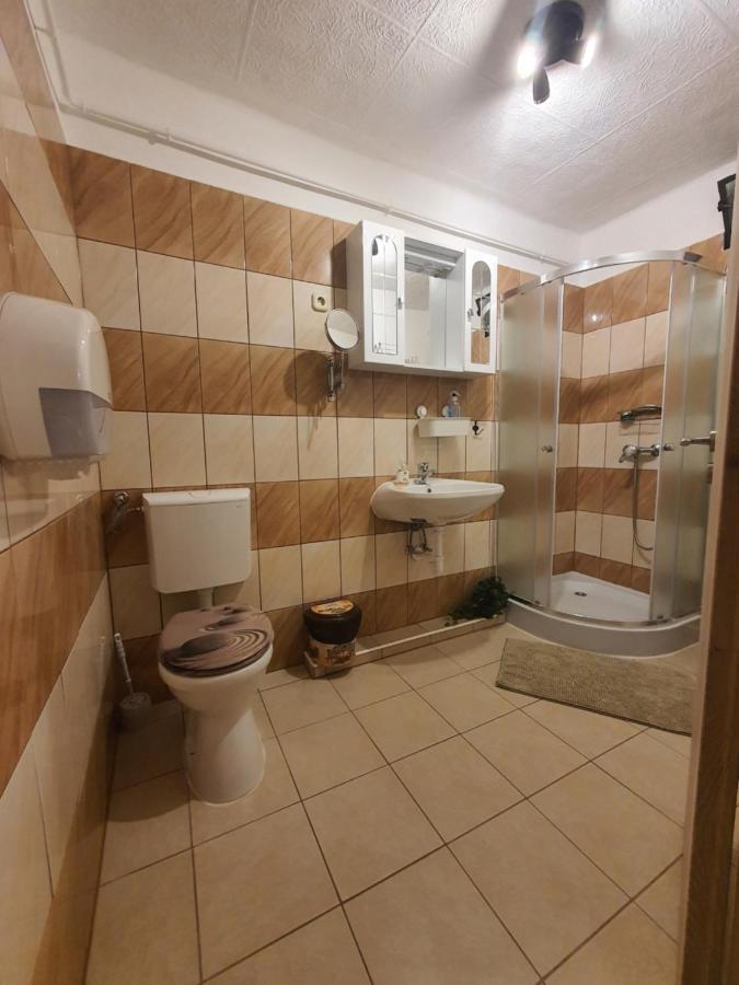 Ferienwohnung Family Friendly Gyál Exterior foto