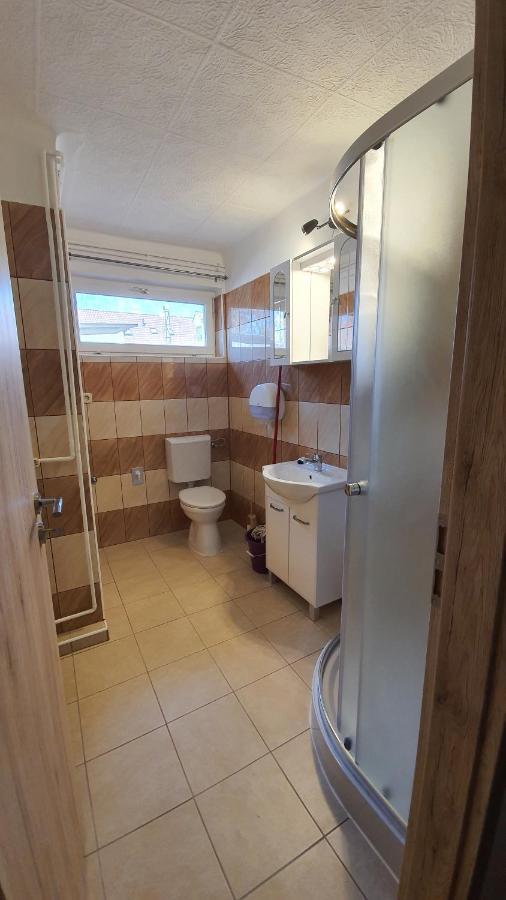 Ferienwohnung Family Friendly Gyál Exterior foto